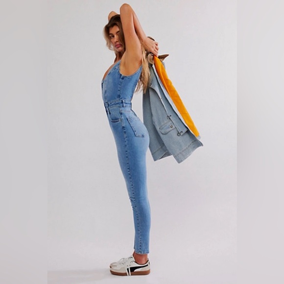 NWT We the Free Crvy Wonderland playsuit size M - Picture 3 of 4